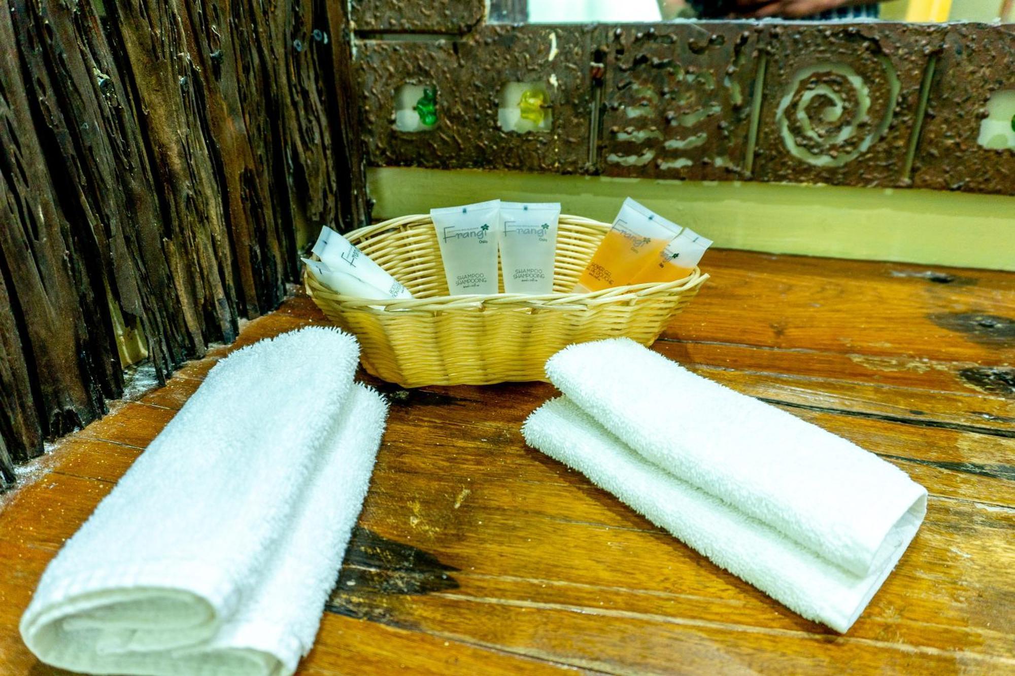 Weru Weru River Lodge Moshi Exterior photo